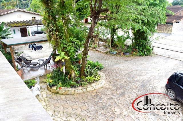 Maravilhosa Casa com 8 suítes!