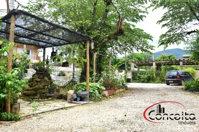 Maravilhosa Casa com 8 suítes!