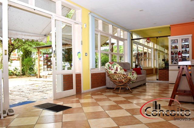 Maravilhosa Casa com 8 suítes!
