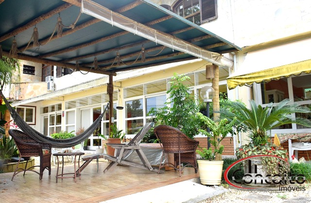 Maravilhosa Casa com 8 suítes!