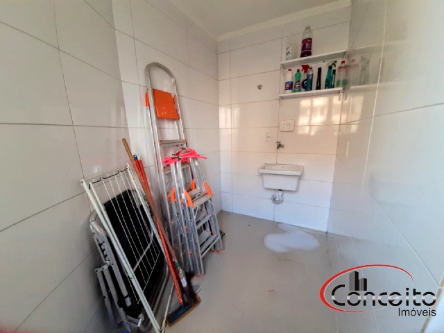 Amplo apartamento com 3 dormitórios!