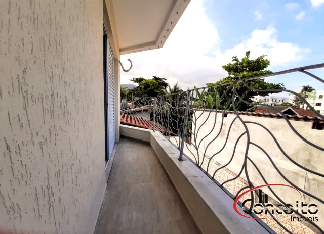 Amplo apartamento com 3 dormitórios!