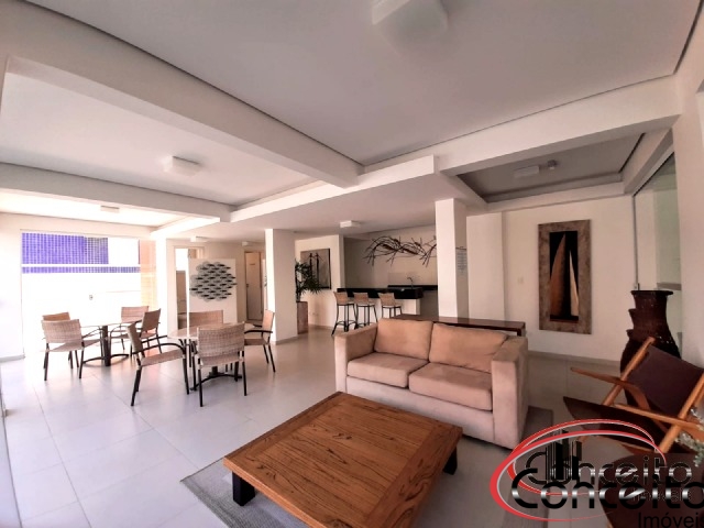 Apartamento com 3 dormitórios Próximo da Praia!