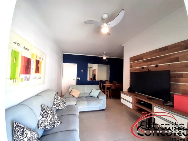 Apartamento com 3 dormitórios Próximo da Praia!