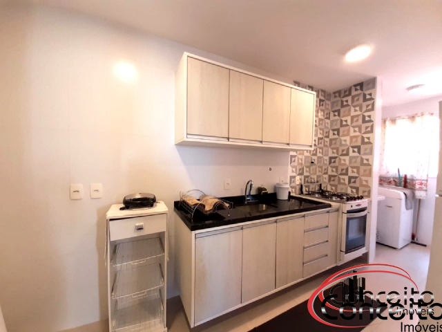 Apartamento com 3 dormitórios Próximo da Praia!
