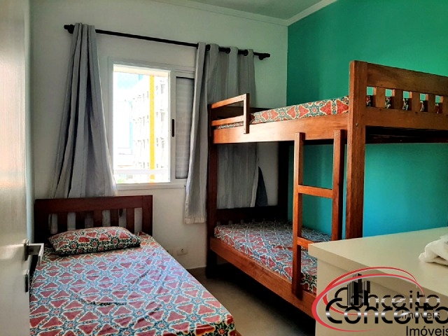 Apartamento com 3 dormitórios Próximo da Praia!