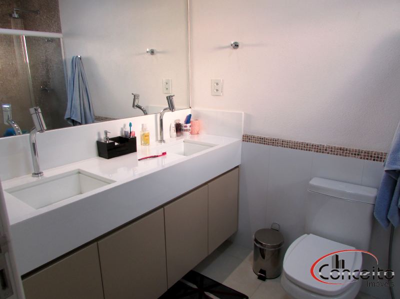 Ótimo Apartamento em Região Central com área de Lazer!