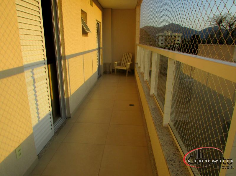 Ótimo Apartamento em Região Central com área de Lazer!