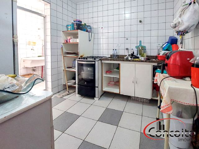 Amplo Apartamento com 3 Dormitórios na Região Central!