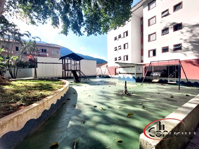 Amplo Apartamento com 3 Dormitórios na Região Central!
