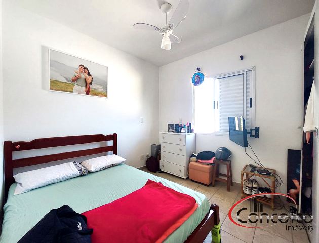 Amplo Apartamento com 3 Dormitórios na Região Central!