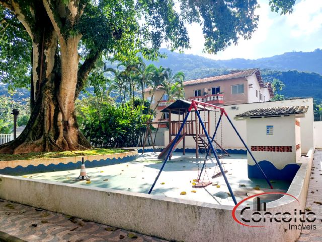 Amplo Apartamento com 3 Dormitórios na Região Central!
