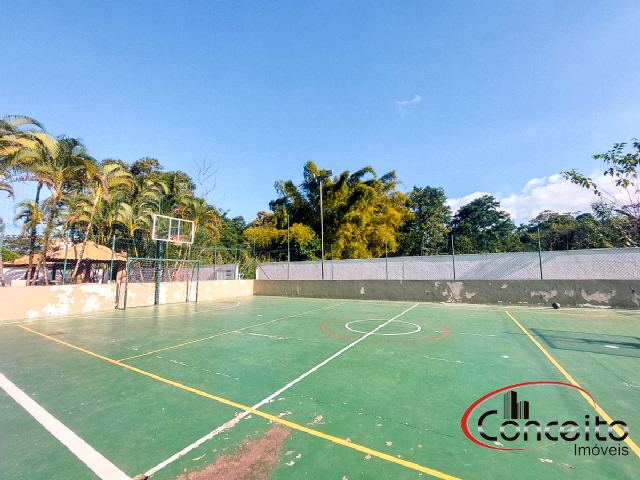 Amplo Apartamento com 3 Dormitórios na Região Central!