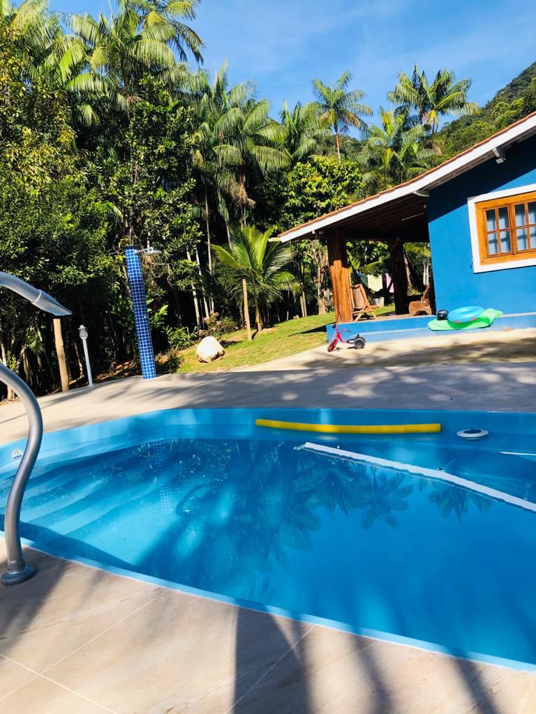 Belíssimo Sítio em meio a Natureza com Área Total de 35.000m².