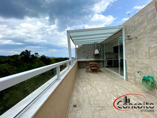 Cobertura Duplex com 3 Dormitórios! Mobiliada!