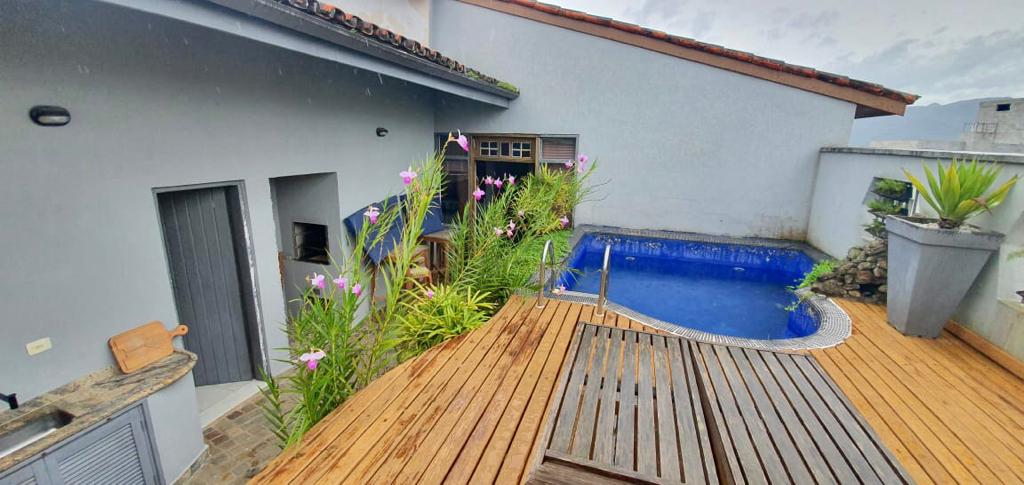 Excelente Cobertura com 3 Suítes Próxima da Praia!