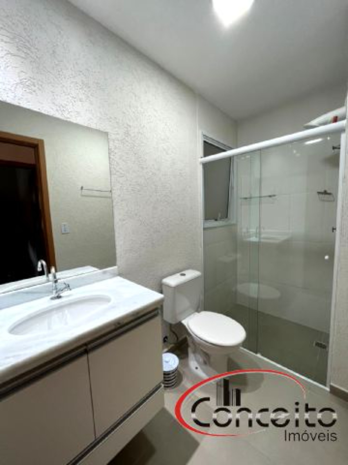 Ótimo Apartamento com 2 Dormitórios a 450mts da Praia!