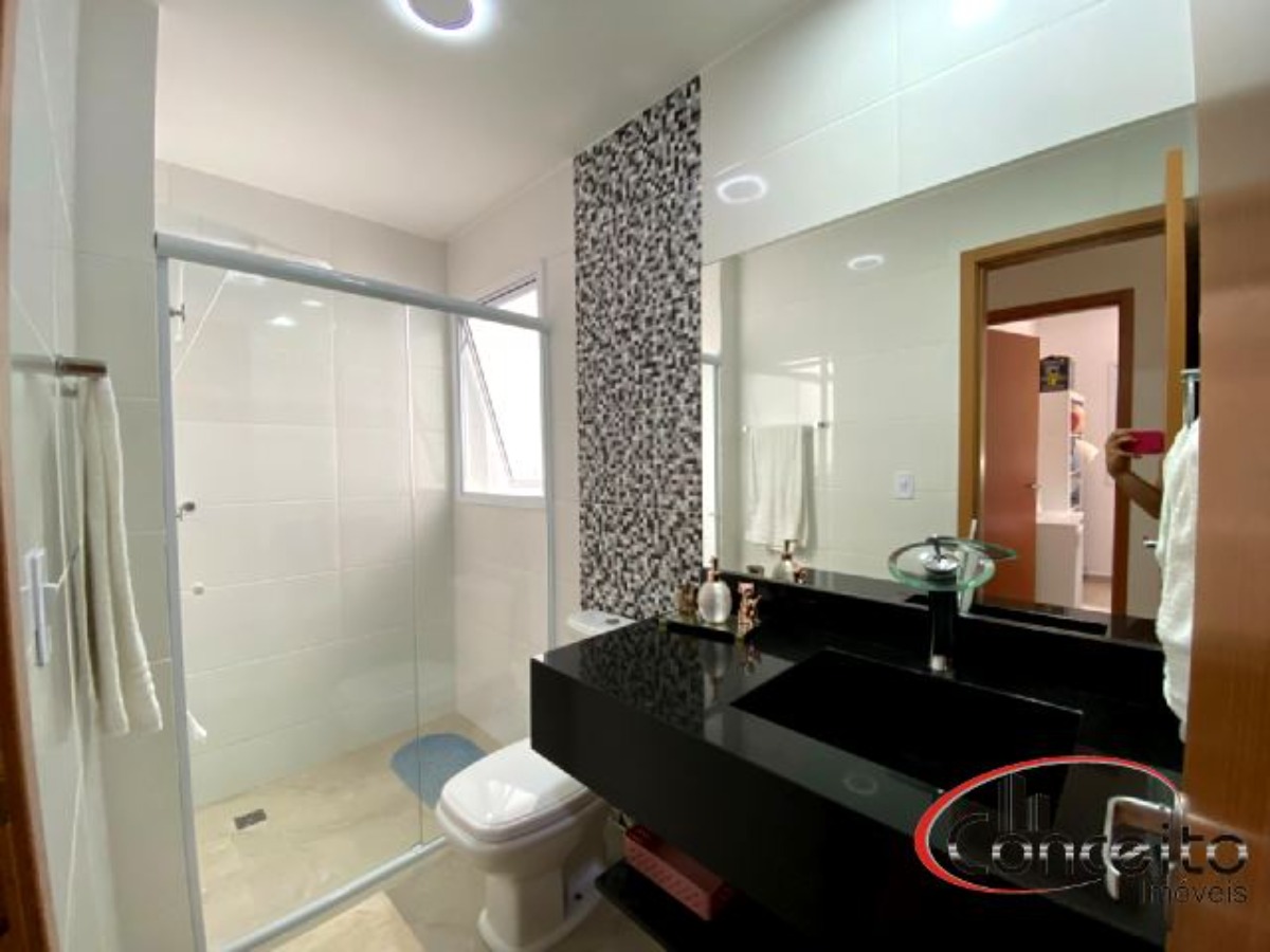 Ótimo Apartamento com 2 Dormitórios a 450mts da Praia!