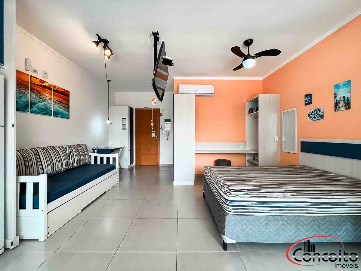 Studio Todo Mobiliado! Ótima Localização!