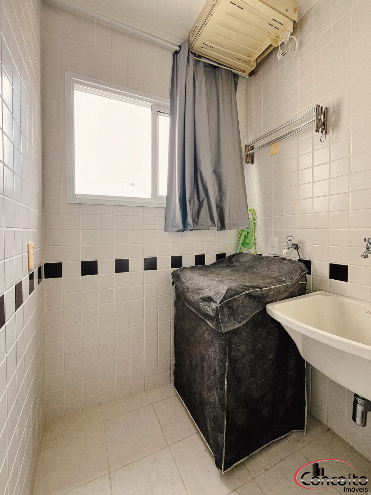Apartamento Amplo com 2 dormitórios!