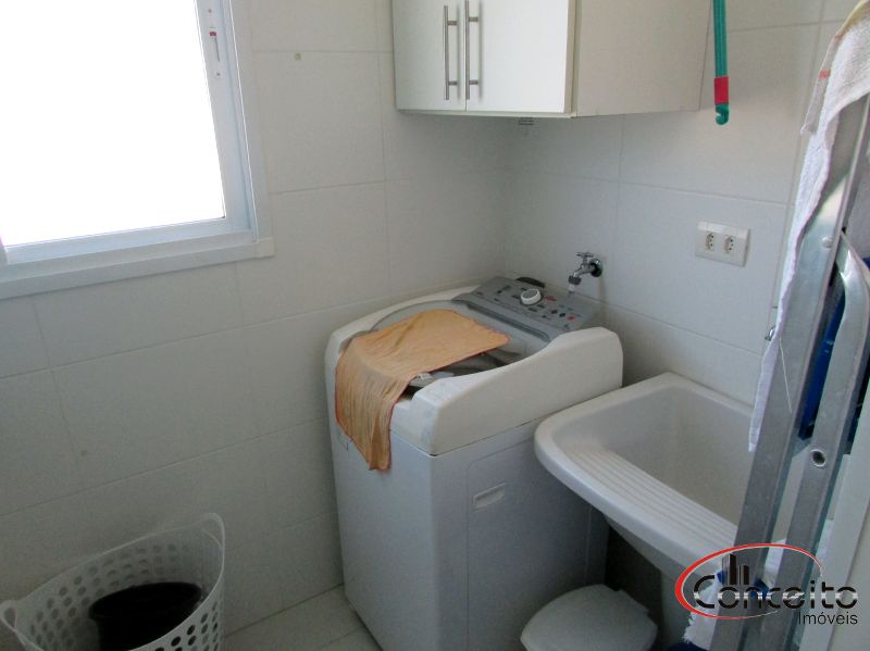 Excelente apartamento com 3 suítes.