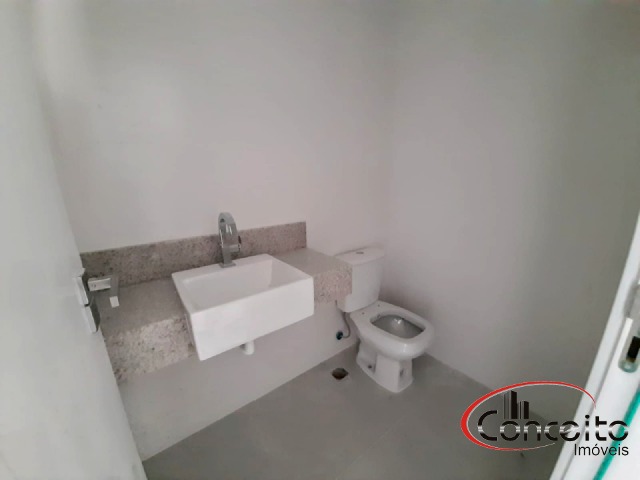Apartamentos Novos com 2 e 3 suítes a 70m da praia!