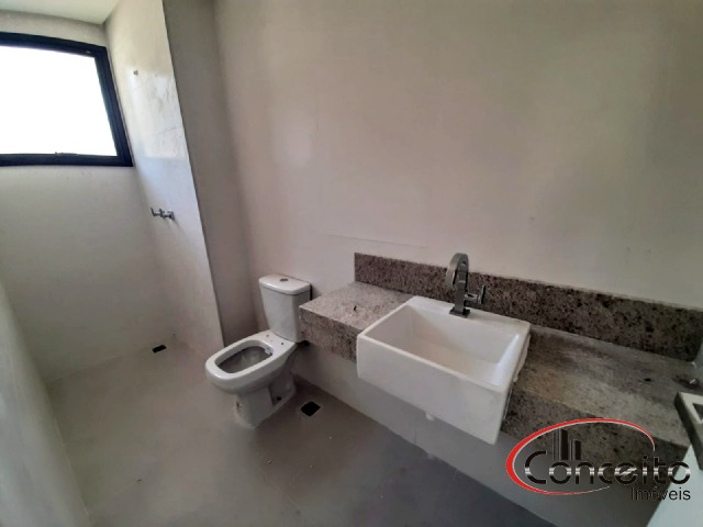 Apartamentos Novos com 2 e 3 suítes a 70m da praia!