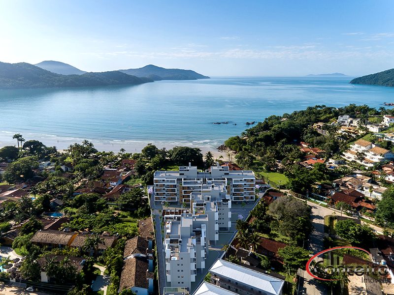 Apartamentos Novos com 2 e 3 suítes a 70m da praia!