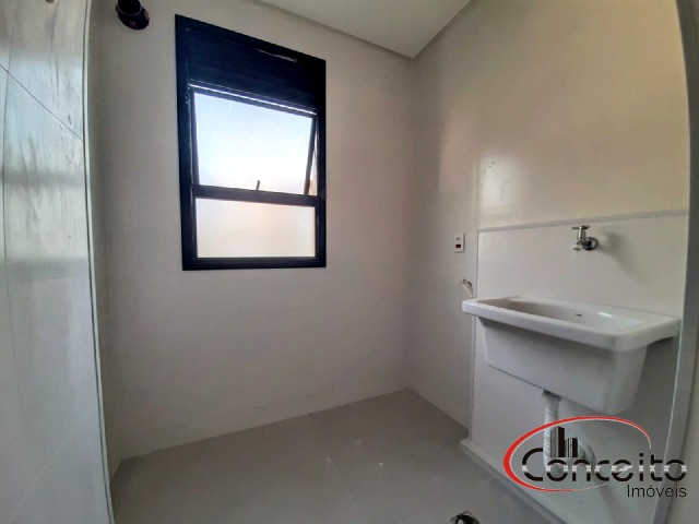 Apartamentos Novos com 2 e 3 suítes a 70m da praia!