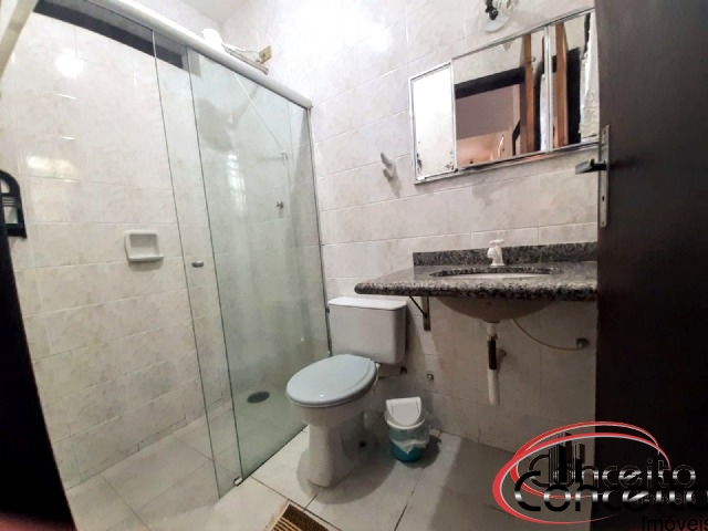 Casa com 4 dormitórios em excelente localização!
