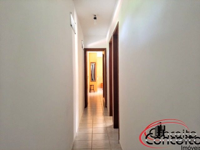 Casa com 4 dormitórios em excelente localização!