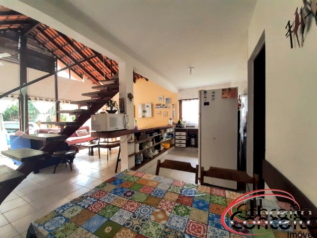 Casa com 4 dormitórios em excelente localização!