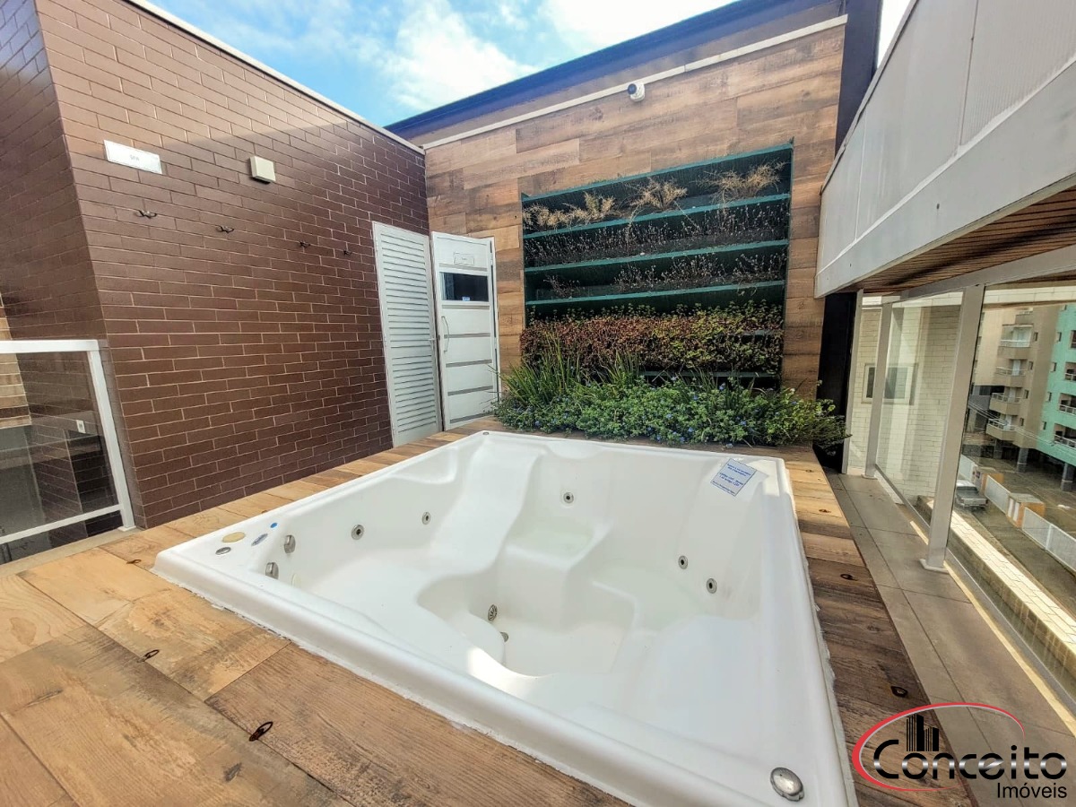 Apartamento novo a poucos metros da Praia !