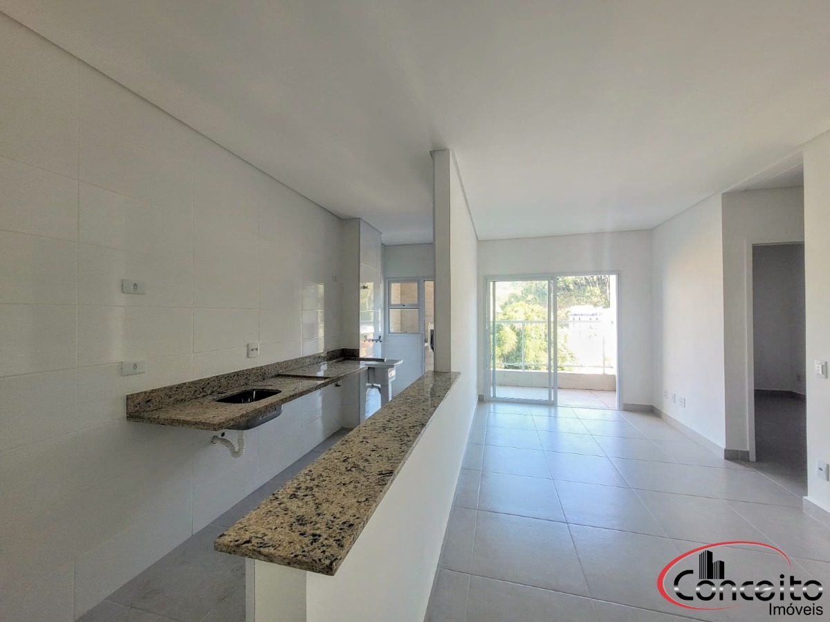 Apartamento novo a poucos metros da Praia !