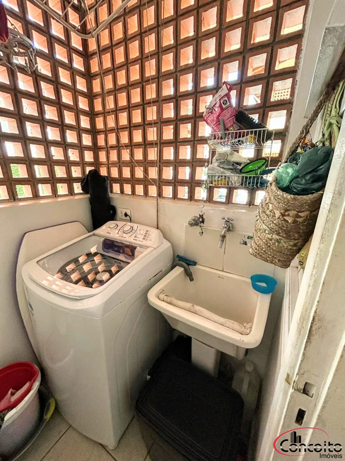 Apartamento térreo com 2 dormitórios!
