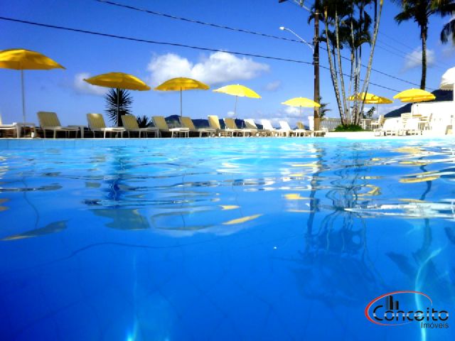 Luxuoso hotel de frente para o mar!