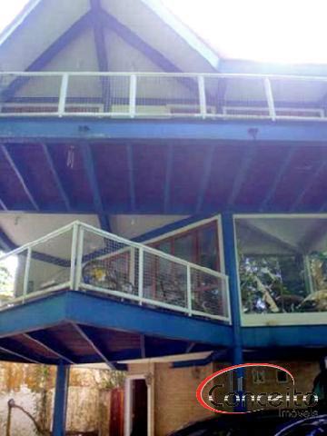 Ótima casa com 4 suítes! frente mar!