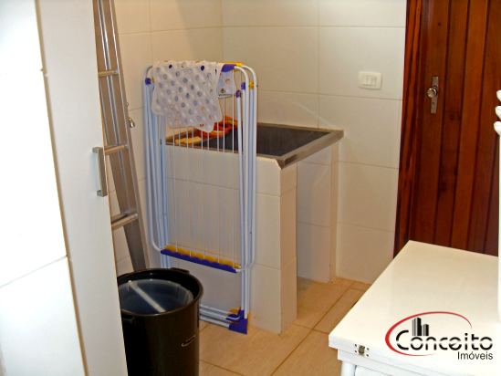 Casa com 4 Suítes a 30mts da Praia!